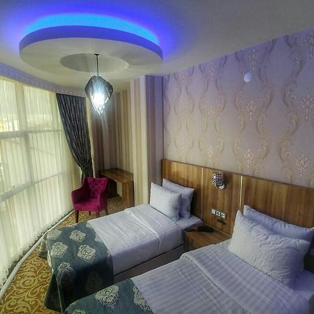 Crystall Hotel Van Bagian luar foto